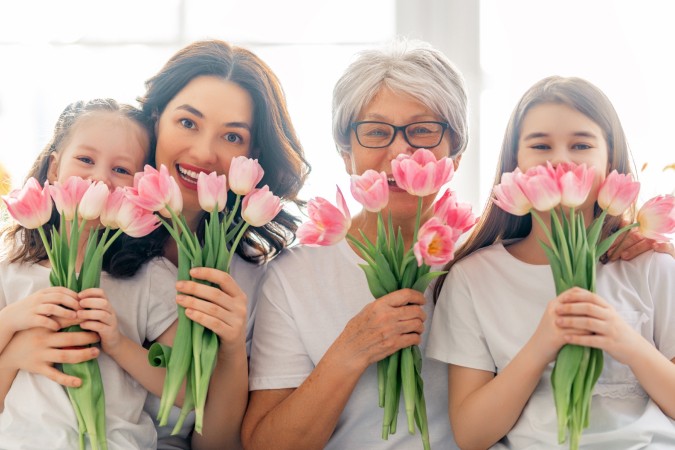 Kobiety z tulipanami